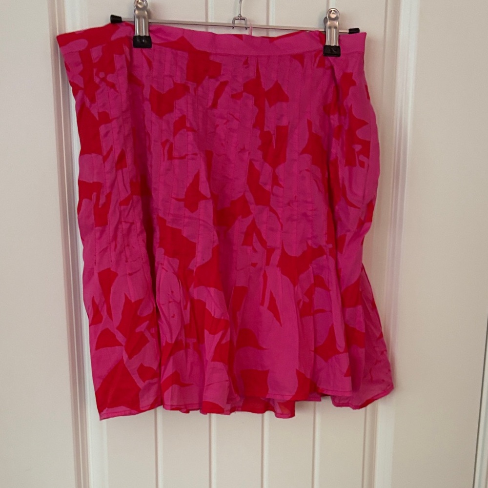 Vineyard Vines Pink and Red Mini Skirt